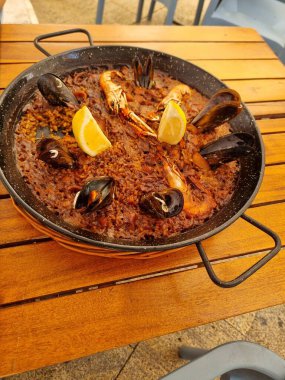 İspanya, Paella, geleneksel İspanyol yemeği, pirinç, deniz yemeği.