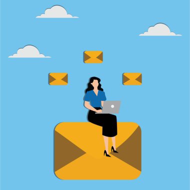 E- posta yönetimi birçok e- posta ile ilgilenir veya tüm e-posta verimliliğini veya üretken yöntemleri yanıtlamayı başarır bilgi konseptini öncelik haline getirir veya sınıflandırır iş kadını bilgisayarlı dizüstü bilgisayarla e-posta zarfında çalışır