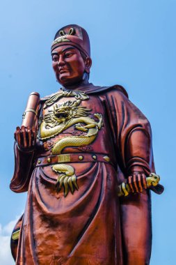 Sam Poo Kong 'daki Zheng He ya da Laksamana Cheng Ho heykeli. Ming Hanedanı döneminde Çinli Müslüman bir diplomat, filo amirali ve saray haremağası olarak biliniyordu...