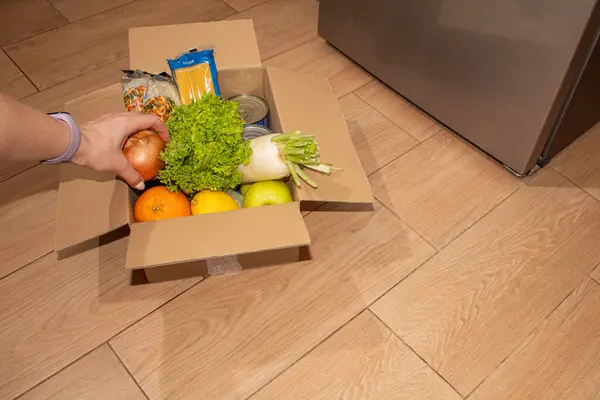 Bağış Kutusu Dolduruluyor