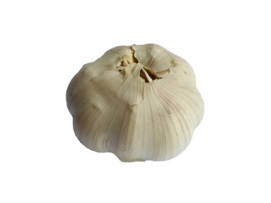 Beyaz arka planda beyaz soğan. Beyaz arka planda kırpma yolu ile izole edilmiş taze sarımsak. (Taze sarımsak )