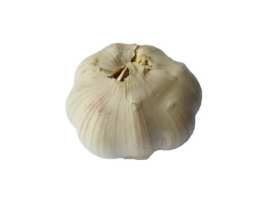 Beyaz arka planda beyaz soğan. Beyaz arka planda kırpma yolu ile izole edilmiş taze sarımsak. (Taze sarımsak )