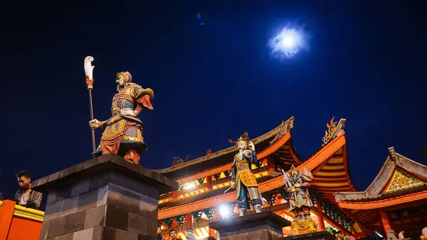 stock image Sam Po Kong Temple at night. Chinese-style historic buildings, an iconic and heritage landmark.