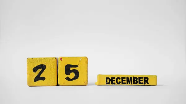 25 Aralık Tahta Takvim. Noel zamanı. Metnin için boşluk olan beyaz arkaplan