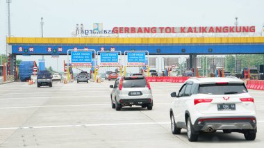 Kalikangkung Semarang Öğlen geçiş kapısı