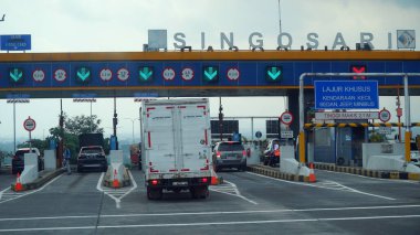 Malang, Endonezya. 5 Nisan 2024. Gündüz Singosari gişe kapısı