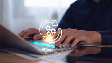 Yazılım uygulaması geliştirme teknolojisi konsepti Yazılım veya işletim sistemi güncellemeleri geliştirilmiş güvenlik