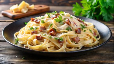 Pastırma, parmesan peyniri ve siyah tabakta maydanozlu kremalı carbonara makarnası. Yapay zeka fotoğraf üretti. 4 bin. HD Resim Arkaplanı