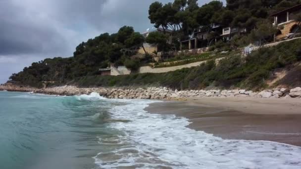 泰拉戈纳平静的地中海的德隆视图 — 图库视频影像