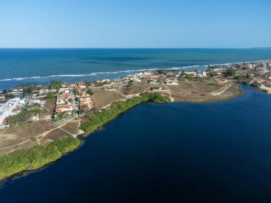 Brezilya 'daki Arituba Gölünün havadan görünüşü.