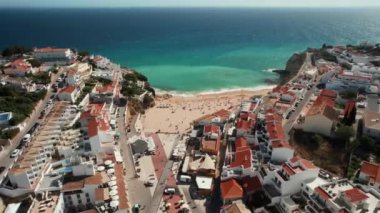 Algarve Lagos Portekiz 'deki Şehir, Deniz ve Plajın Havadan Görünümü