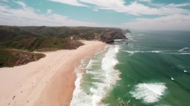 Carrapateira Algarve Portekiz 'deki Sahil, Deniz ve Kayaların Hava Görüntüsü