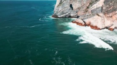 Cabo da Roca Lizbon 'daki Deniz, Plaj, Uçurum ve Kayaların Hava Görüntüsü