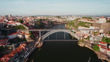 Douro Nehri, Dom Luis Köprüsü ve Porto Havacılık Manzarası