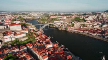 Douro Nehri, Dom Luis Köprüsü ve Porto Havacılık Manzarası