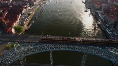 Douro Nehri, Dom Luis Köprüsü ve Porto Havacılık Manzarası