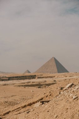 Büyük Giza Piramitleri, Mısır