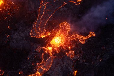 Lav akışının havadan görünüşü, Fagradallsjall volkanı patlaması, İzlanda