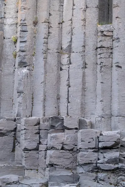 Studlagil Kanyonu, Doğu İzlanda 'daki bazalt kaya oluşumlarına yakın çekim