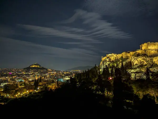Atina 'dan gece fotoğrafı
