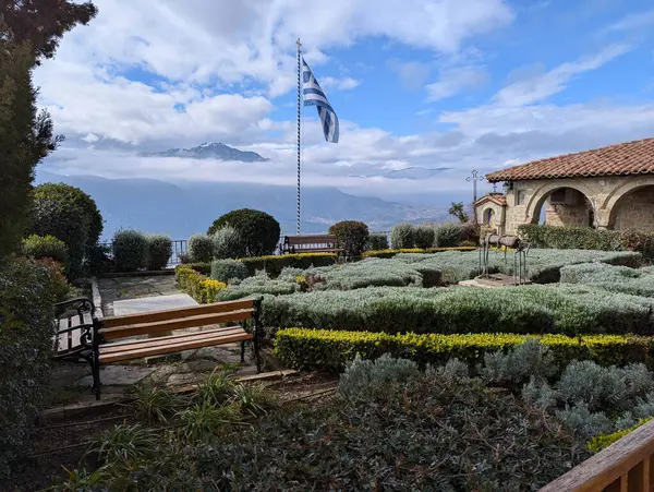 Yunanistan Varlaam Güzel Manastırı