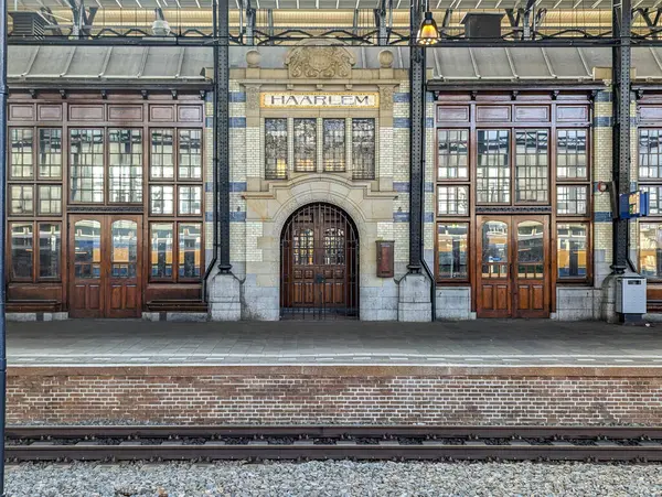 Yunanistan Varlaam Güzel Manastırı