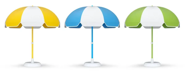 一套带条纹的海滩遮阳伞 用于在白色背景上隔离的避暑胜地 暑假概念和假期的3D渲染 — 图库照片
