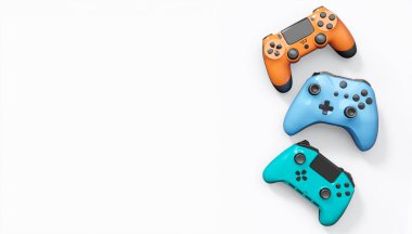 Gerçekçi renkli video oyunu joystickleri ya da beyaz arka planda renk düğmeleri olan gamepad 'ler. Bulut oyunu ve oyun alanı çalışma alanı konsepti için 3 boyutlu görüntüleme