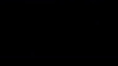 Arıza animasyon geçiş 4K video arızası arka plan Glitch TV Kötü Sinyal Efekti. Siyah arka planda arızalı televizyon. Arızalı hatlar çok gürültülü. Sinyal yok. Retro VHS arkaplanı.