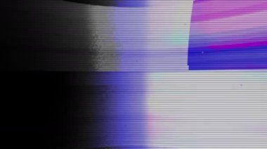Arıza animasyon geçiş 4K video arızası arka plan Glitch TV Kötü Sinyal Efekti. Siyah arka planda arızalı televizyon. Arızalı hatlar çok gürültülü. Sinyal yok. Retro VHS arkaplanı.