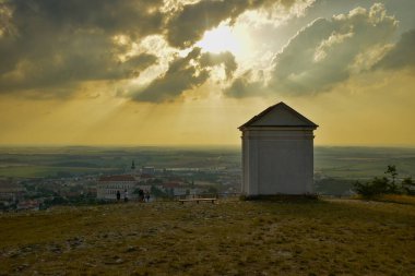 Kutsal tepeden Mikulov 'un görüntüsü