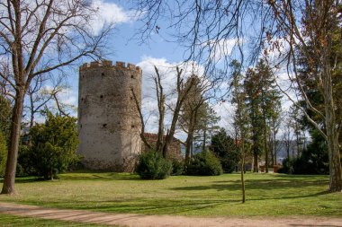 Zruc Nad Sazavou 'daki kale ve kale.