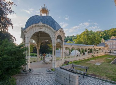 Sad 's Colonnade in Karlovy Vary Görünümü