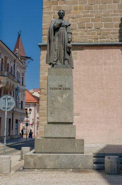 Ceske Budejovice 'deki Jan Valerian Jirsik Anıtı