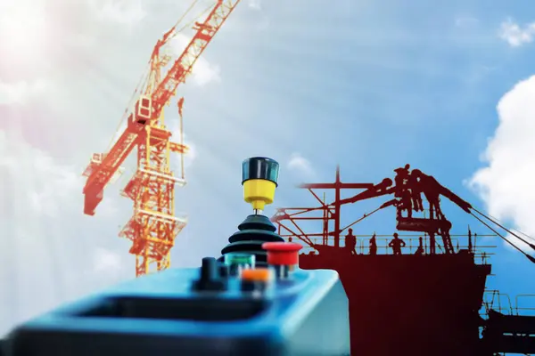 İnşaat alanı kule vincinin yanında olabilir. Bu da kontrolörün çok önemli olduğu anlamına gelir..