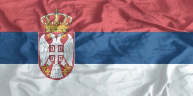 Sırbistan Bayrak Rüzgarı Yakından Dalgalanıyor