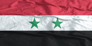 Suriye Bayrağı Rüzgarı Yakından Dalgalanıyor