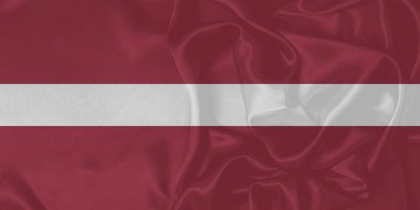 Letonya Bayrak Dalgalanması