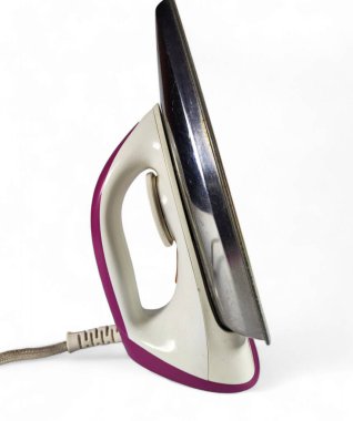 Balikpapan-Doğu Borneo, 16 Ağustos 2024, beyaz zemin üzerinde izole edilmiş elektrikli demir.