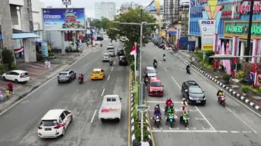 Balikpapan-Doğu Borneo 18 Ağustos 2024, Endonezya 'nın orta kesiminde sokak manzarası