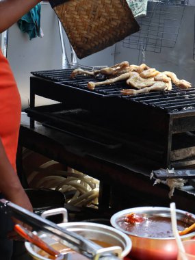 Izgara tavuk. Izgara tavuk. Barbekü Tavuğu. - Öğle yemeği. Akşam yemeği. Atıştırmalık Yiyecekler. Açık Yemek. Açık hava etkinliği. Pişmiş tavuk göğsü. Izgara et. İştah açıcı ızgara