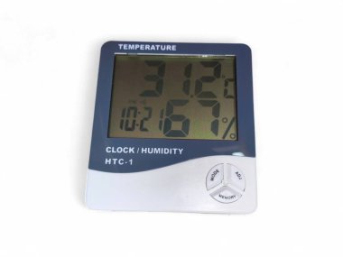 Balikpapan-Endonezya 11 Aralık 2024 Dijital termometre. Sıcaklık ve nem göstergesi. Beyaz izole arkaplan, HTC-1