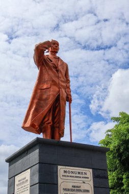 Balikpapan-Endonezya 18 Ağustos 2025 Anıtı General Sudirman, Sudirman veya Soedirman Anıtı, Endonezya 'nın bağımsızlık savaşı sırasında Endonezya ordusunun lideridir..