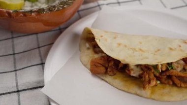 Meksika taco peynirli Gringa, seyahat vuruşu