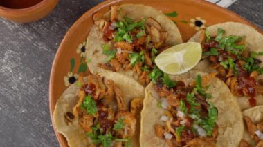 Tacos al pastor seyyar çekim