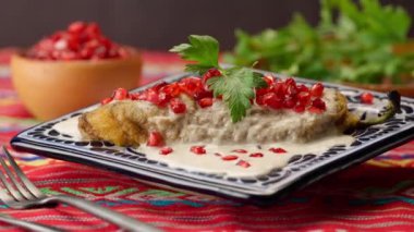 Ağustosta Şili en nogada, çekimde dolly