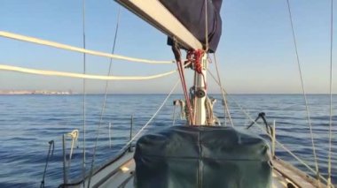 Okyanusun Üzerinde Büyüleyici Günbatımı Videosu