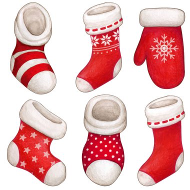 Suluboya boş Noel çorapları asıyor