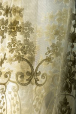 Filtrelenmiş ışıkla perdeyi bağla