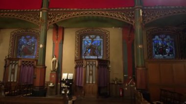 Paris, Fransa. Eglise Saint-Eugene - Sainte-Cecile içeride insanlar olmadan. Yüksek kalite 4k görüntü